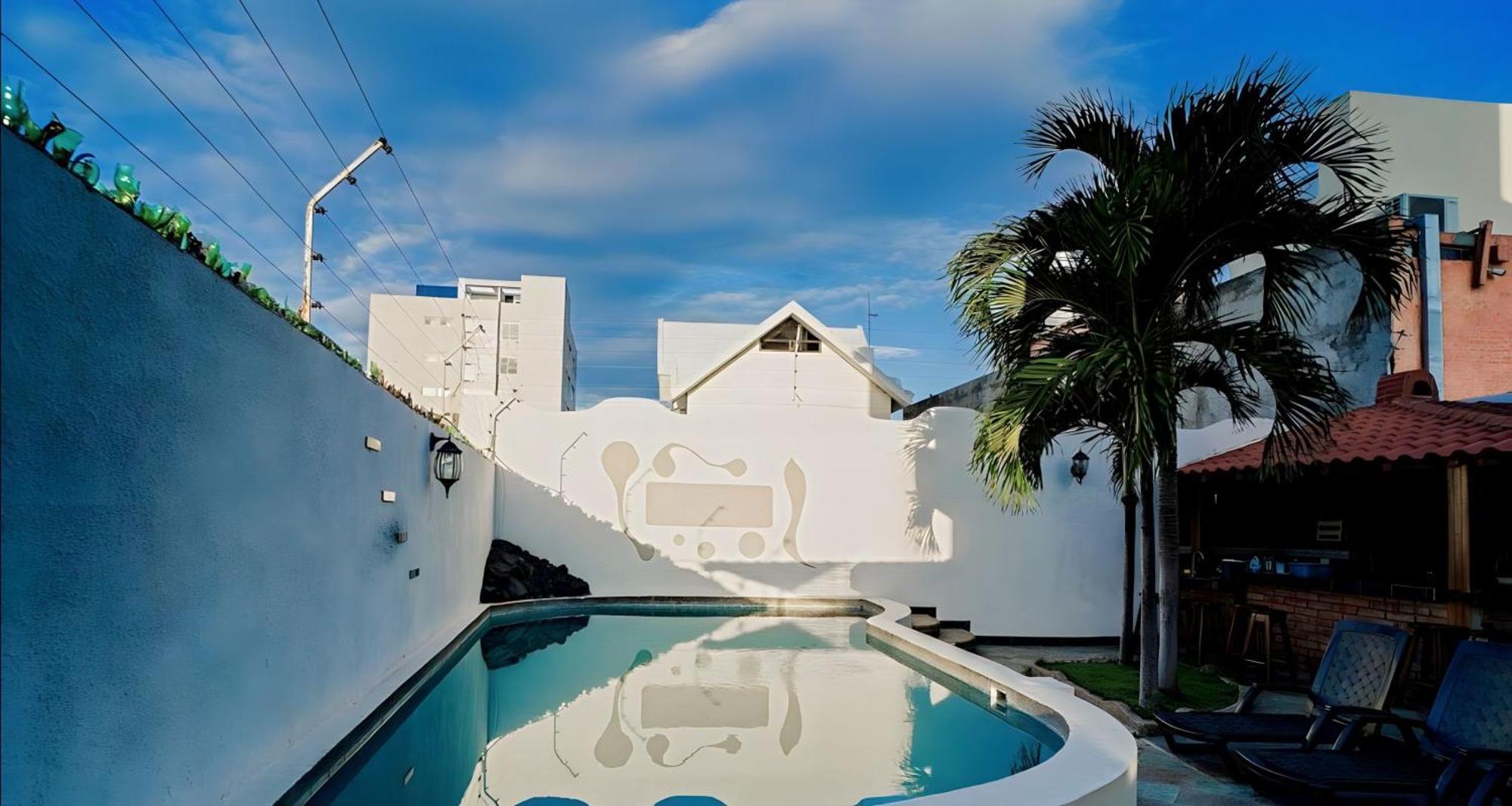 Hotel Manta Beach Madrigal 外观 照片